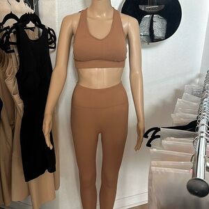 Brand new the perfect shade of tan active wear set.